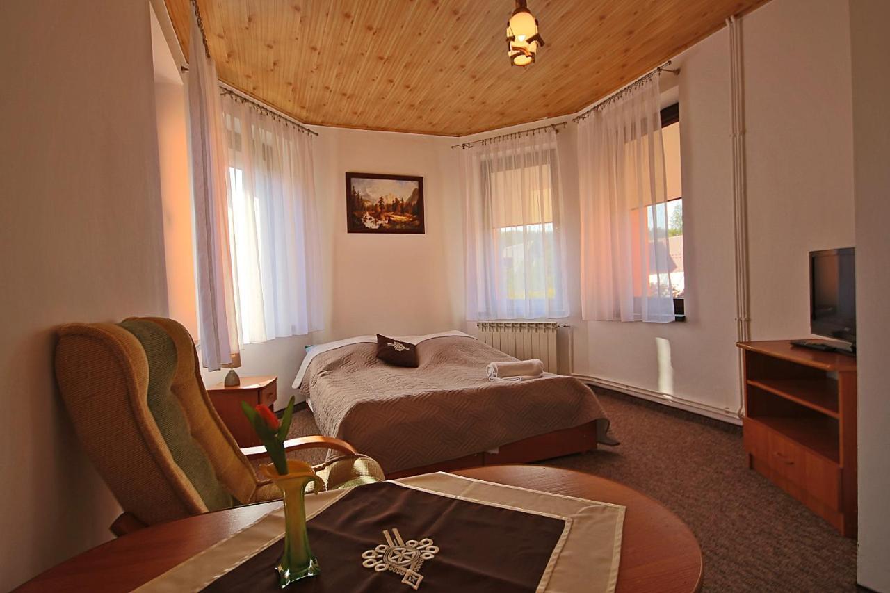 Hotel Osrodek Wypoczynkowy Baca Poronin Esterno foto