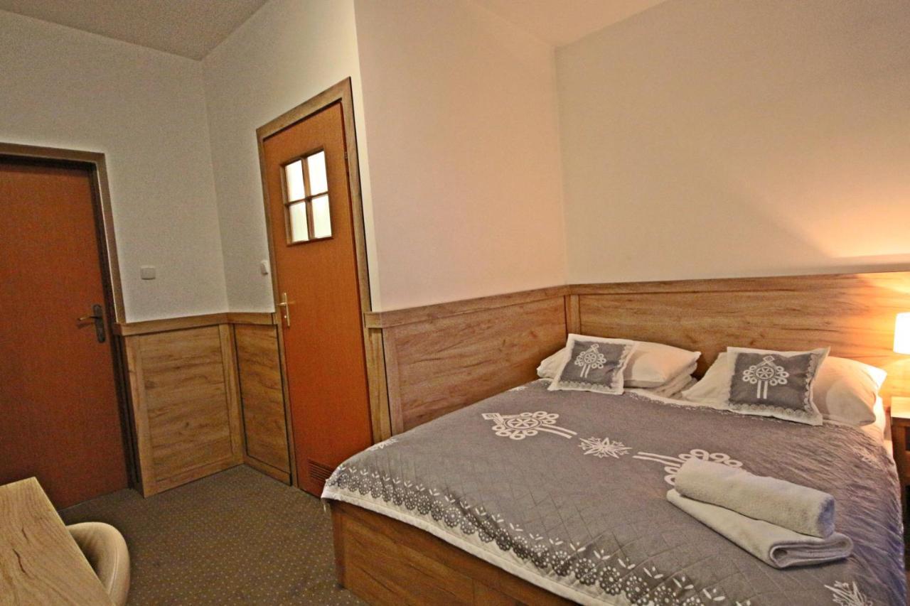 Hotel Osrodek Wypoczynkowy Baca Poronin Esterno foto